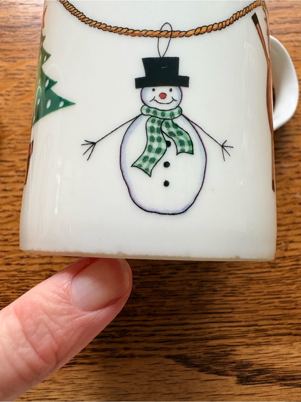 Set of 4 Crown Trent Christmas Reindeer & Tree Bone China Mug - Made in England - Picture 12 of 12
